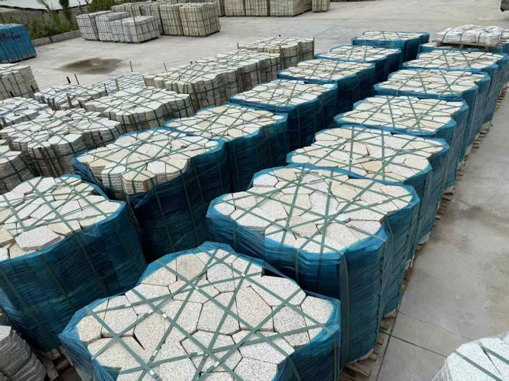 湛江黄金麻冰裂纹 碎拼