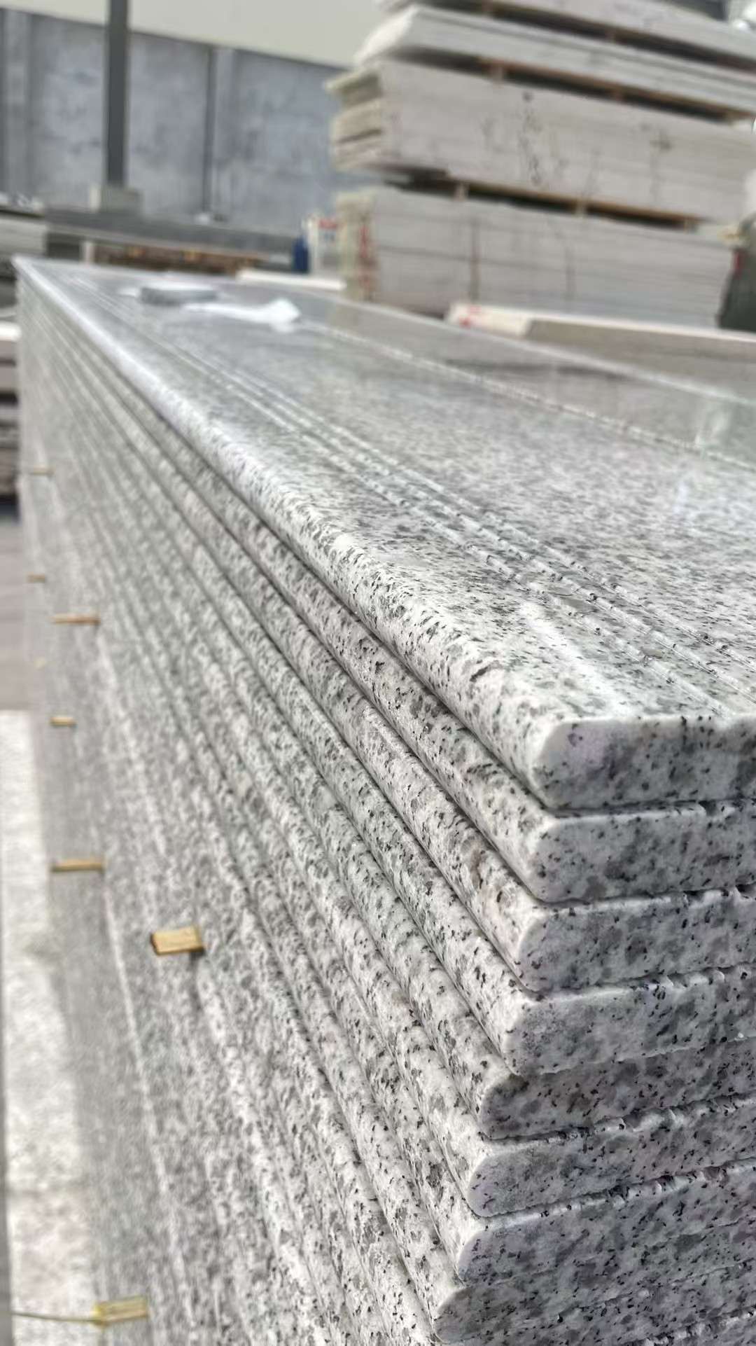 湛江芝麻白楼梯踏步 花岗岩楼梯板材