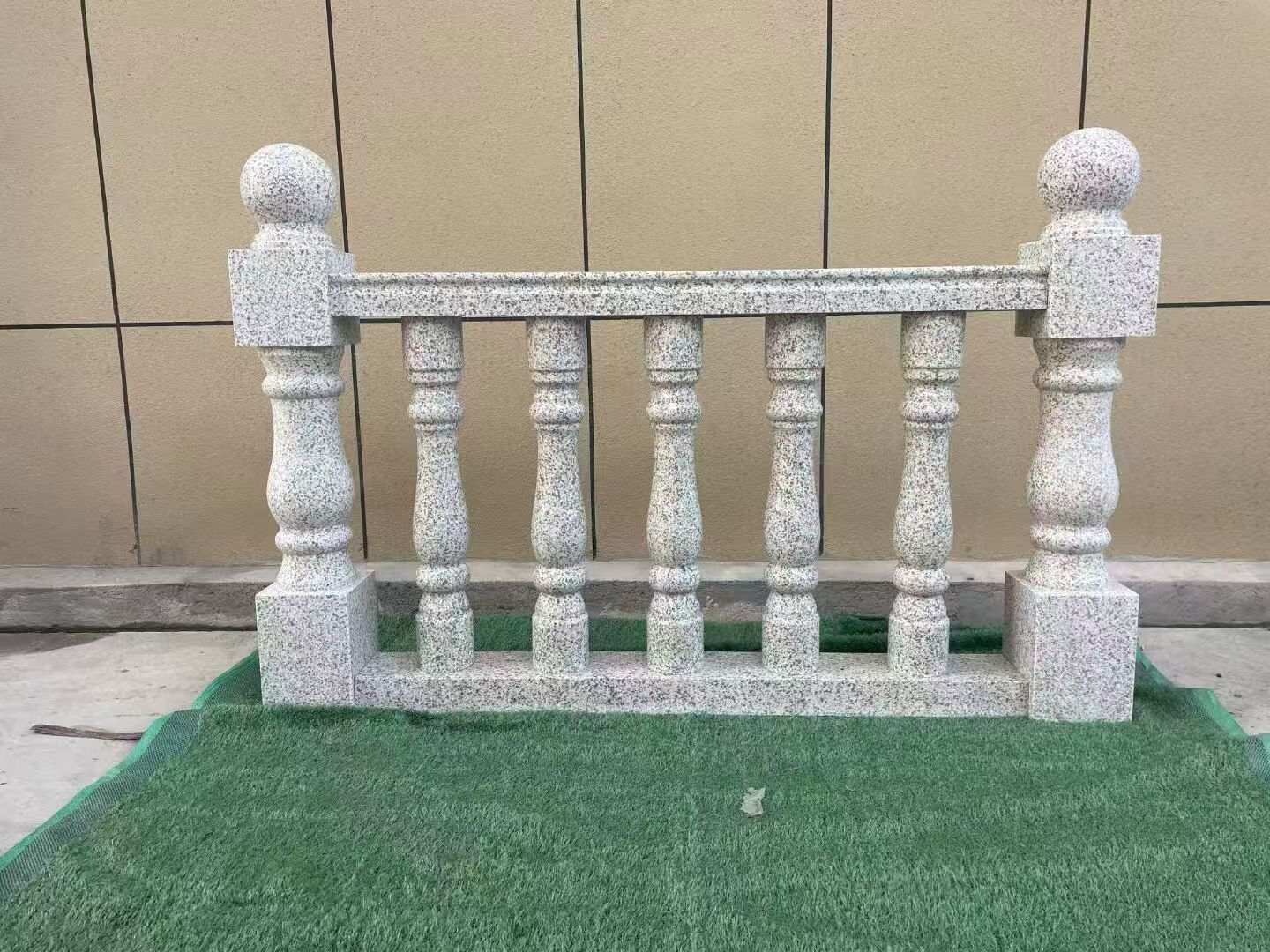 湛江芝麻白阳台栏杆 花岗岩栏杆