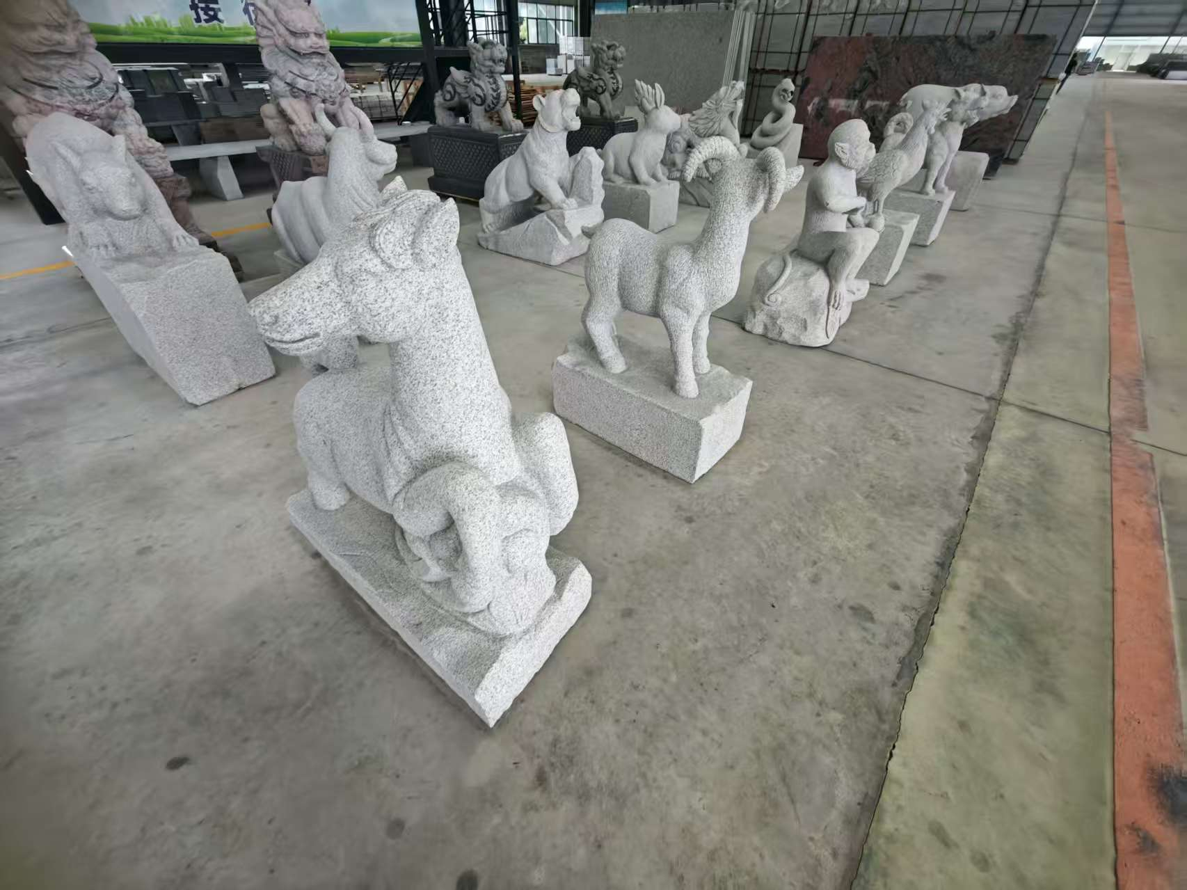 湛江芝麻白雕刻 十二生肖 异形雕刻