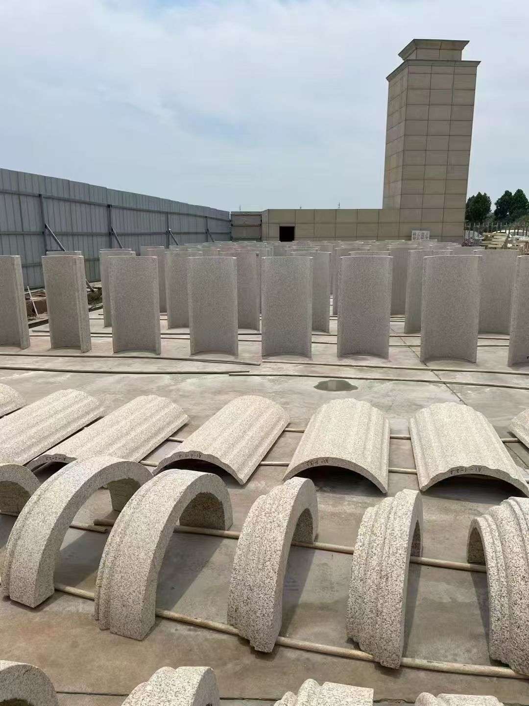 湛江黄金麻别墅柱皮 异形 线条定制